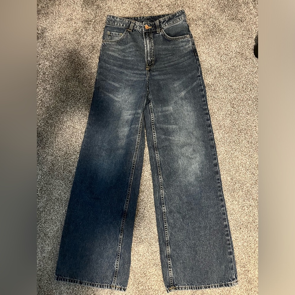 High Waisted H&M Divided Jeans